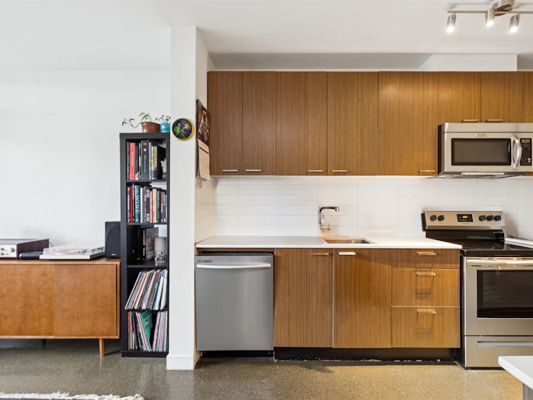 309-221 Union Street, Vancouver, BC, V6A 0B4 - 14