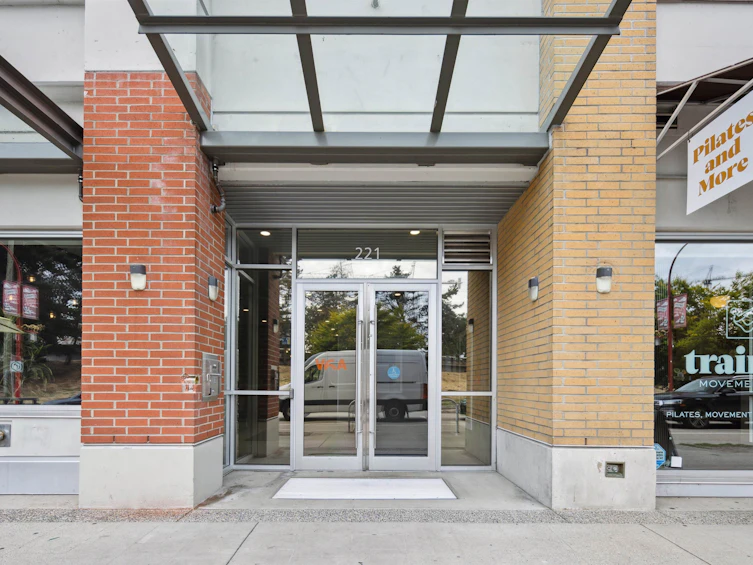 309-221 Union Street, Vancouver, BC, V6A 0B4 - 24