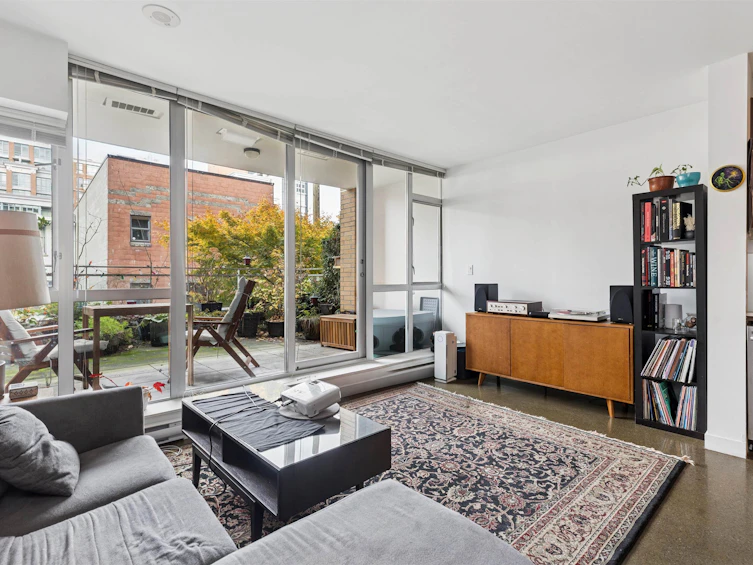 309-221 Union Street, Vancouver, BC, V6A 0B4 - 2