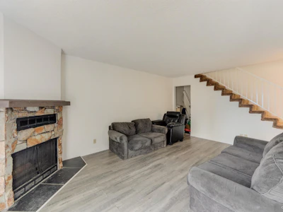 203-7162 133a Street - 3