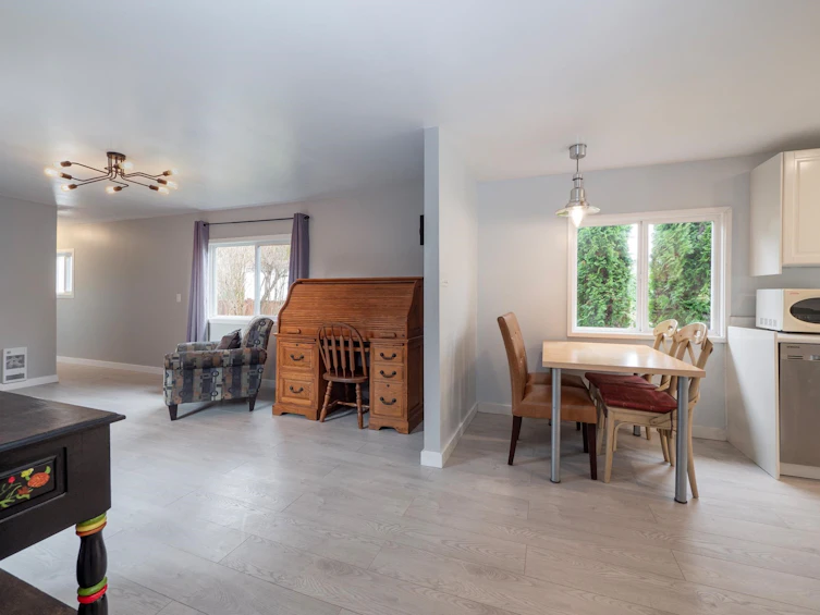 747 Cascade Crescent, Gibsons, BC, V0N 1V9 - 8