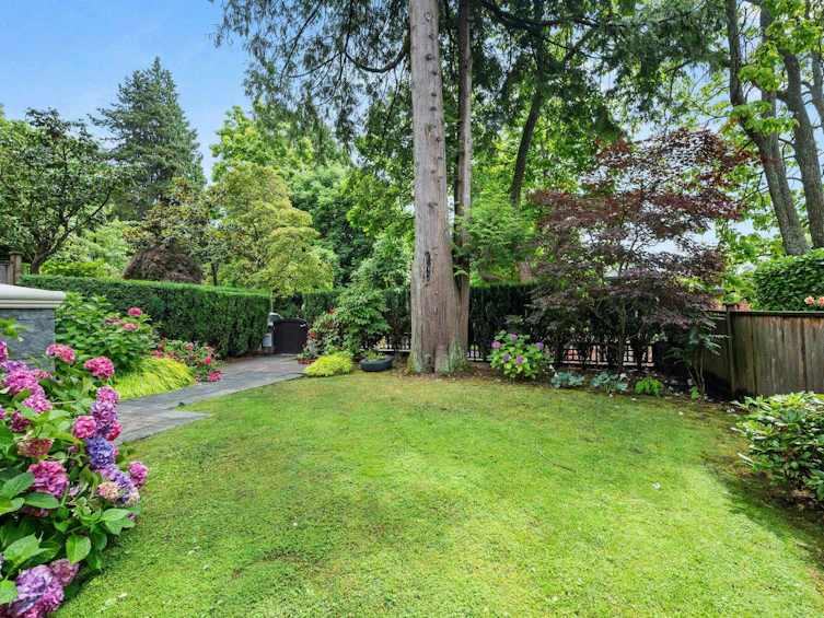 2967 W 43rd Avenue, Vancouver, BC, V6N 3J2 - 2