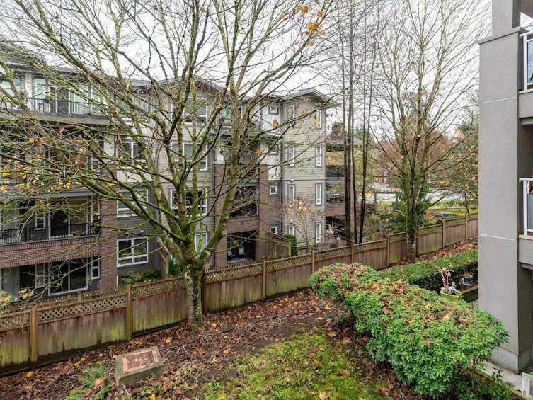 210-15150 29a Avenue, Surrey, BC, V4P 3B1 - 2