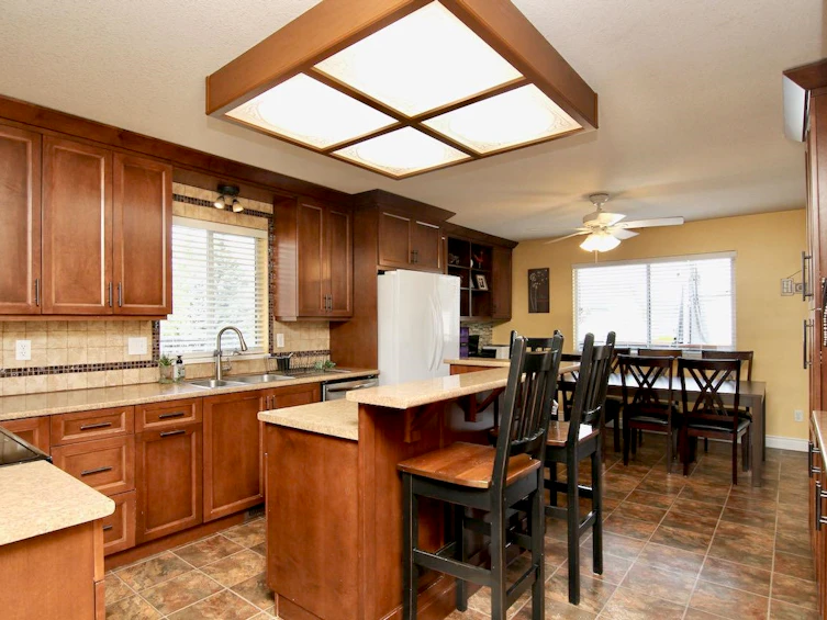 20147 Wanstead Street, Maple Ridge, BC, V2X 0T2 - 8
