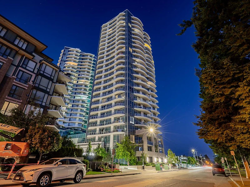 1805 - 1500 Martin Street, Surrey BC