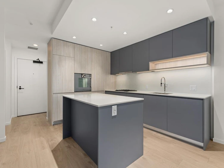 1105-6500 Minoru Boulevard, Richmond, BC, V6Y 0N3 - 6