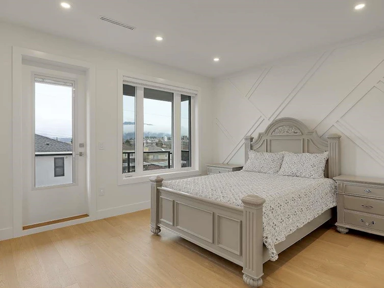 3073 E 3rd Avenue, Vancouver, BC, V5M 1H9 - 12