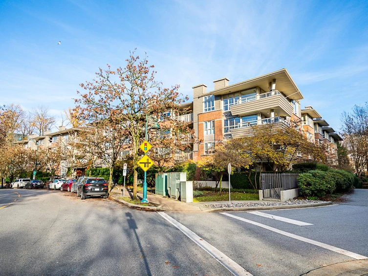 315-801 Klahanie Drive, Port Moody, BC, V3H 5K4 - 32