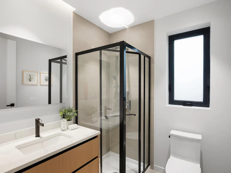 1-8226 Adera Street, Vancouver, BC, V6P 2V4 - 4
