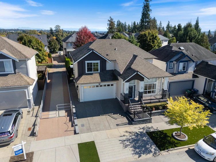 16478 59a Avenue, Surrey, BC, V3S 6M6 - 5