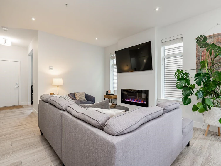 20498 78 Avenue, Langley, BC, V2Y 4K3 - 9