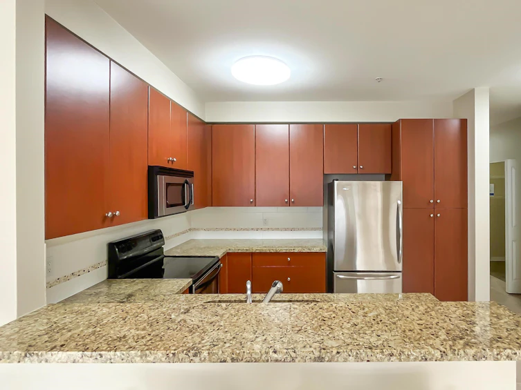 207-15299 17a Avenue, Surrey, BC, V4A 1V4 - 9
