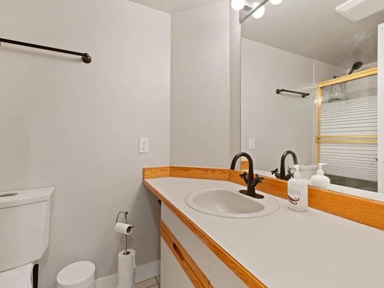203-3401 Curle Avenue, Burnaby, BC, V7S 1M7 - 16