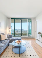 801 8871 Lansdowne Road