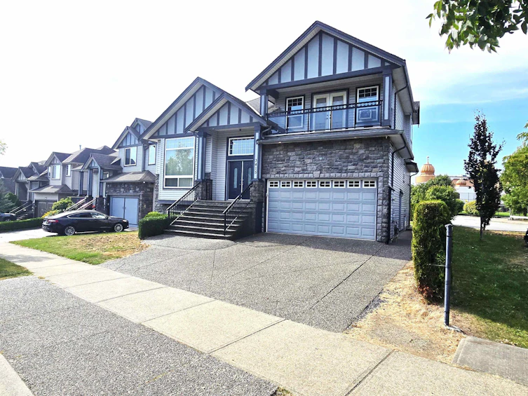 3415 Nightingale Drive, Abbotsford, BC, V2T 5W3 - 2