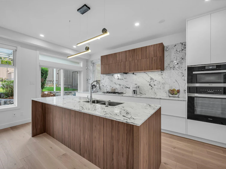 2175 Kings Avenue, West Vancouver, BC, V7V 2B9 - 11