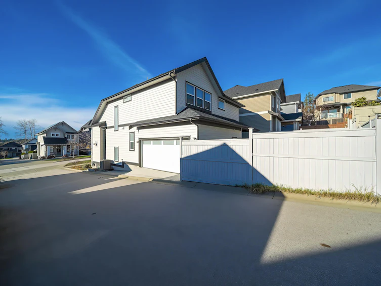 2118 165 Street, Surrey, BC, V3Z 0V7 - 34