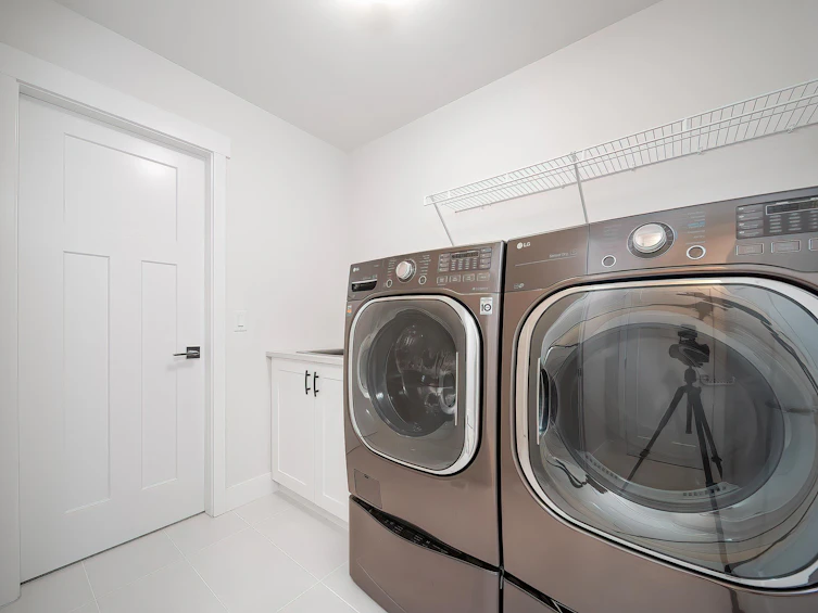 2118 165 Street, Surrey, BC, V3Z 0V7 - 20