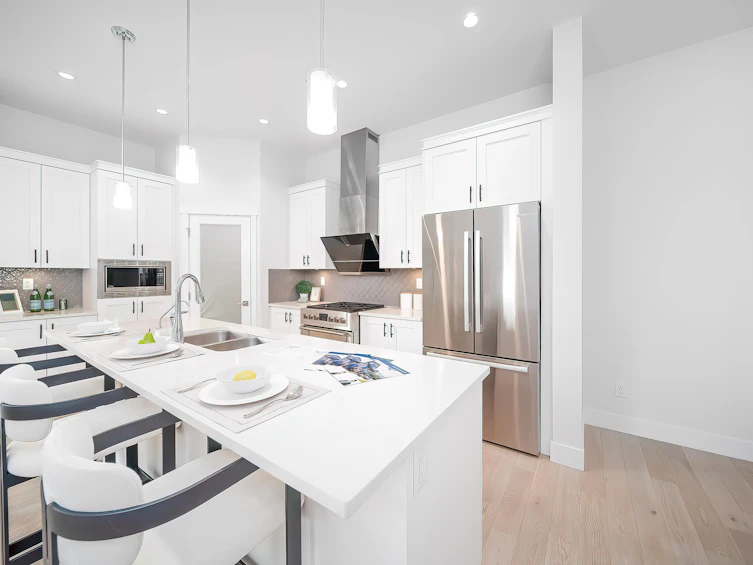 2118 165 Street, Surrey, BC, V3Z 0V7 - 9
