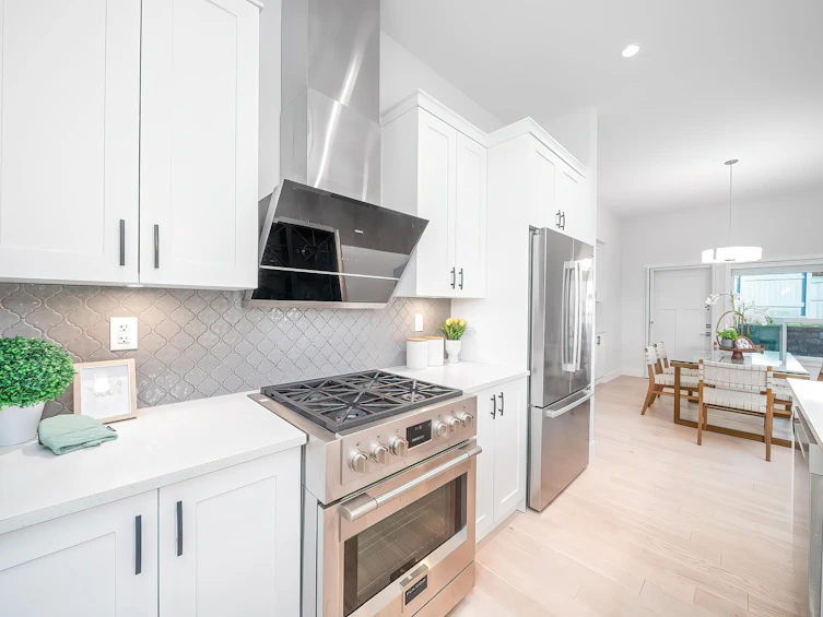 2118 165 Street, Surrey, BC, V3Z 0V7 - 8