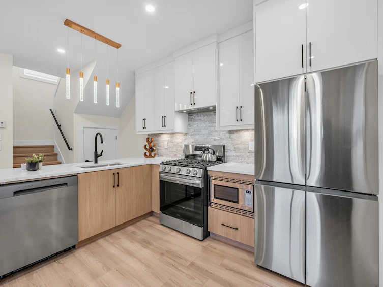 2-2703 E 3rd Avenue, Vancouver, BC, V5M 1H3 - 7