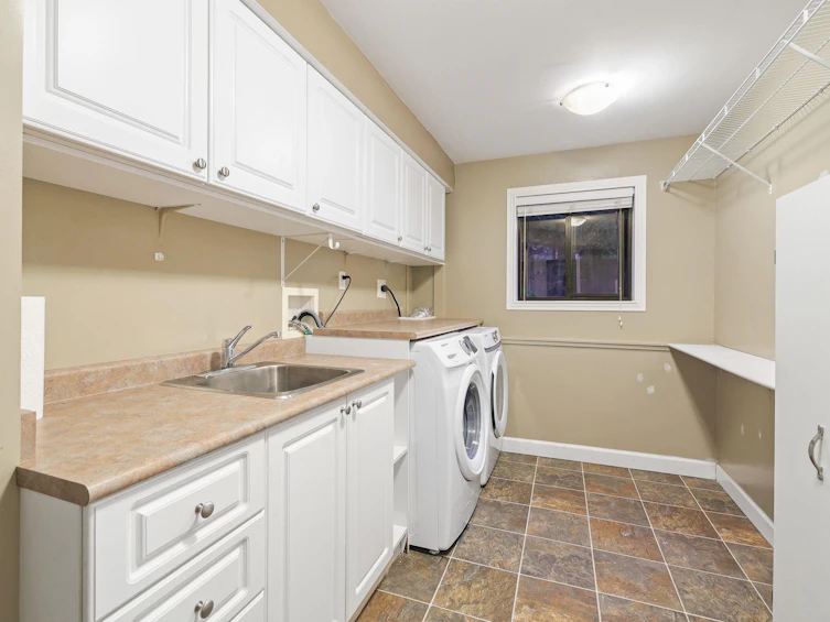 6245 152a Street, Surrey, BC, V3S 5X5 - 5