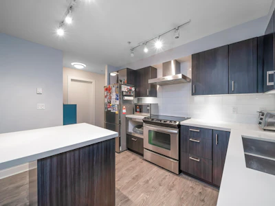 501-500 Royal Avenue - 4