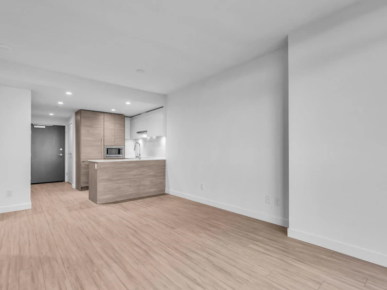 2702-13615 Fraser Highway, Surrey, BC, V3T 0P7 - 8