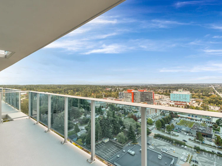 2702-13615 Fraser Highway, Surrey, BC, V3T 0P7 - 13