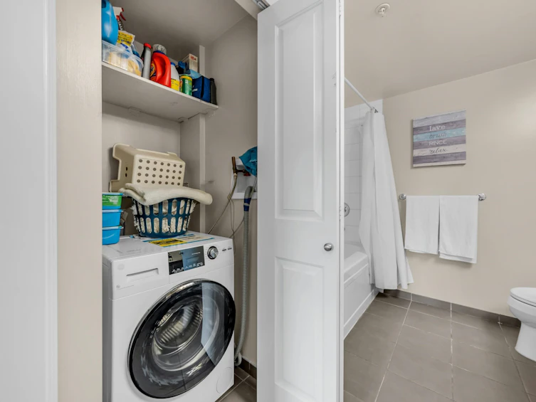 412-3811 Hastings Street, Burnaby, BC, V5C 6V2 - 23