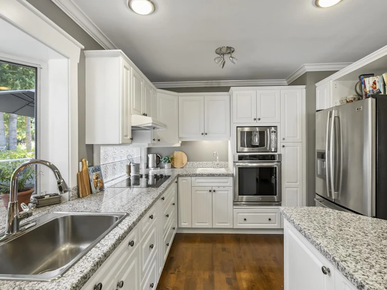 5506 238 Street, Langley, BC, V3A 7N6 - 11