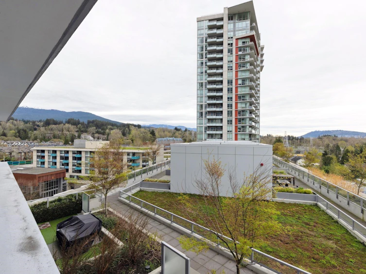 805-1500 Fern Street, North Vancouver, BC, V7J 0E6 - 10