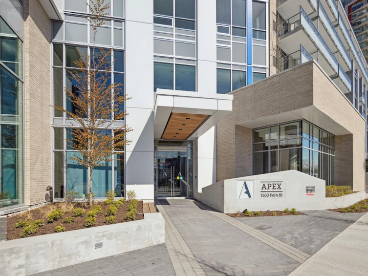 805-1500 Fern Street, North Vancouver, BC, V7J 0E6 - 30