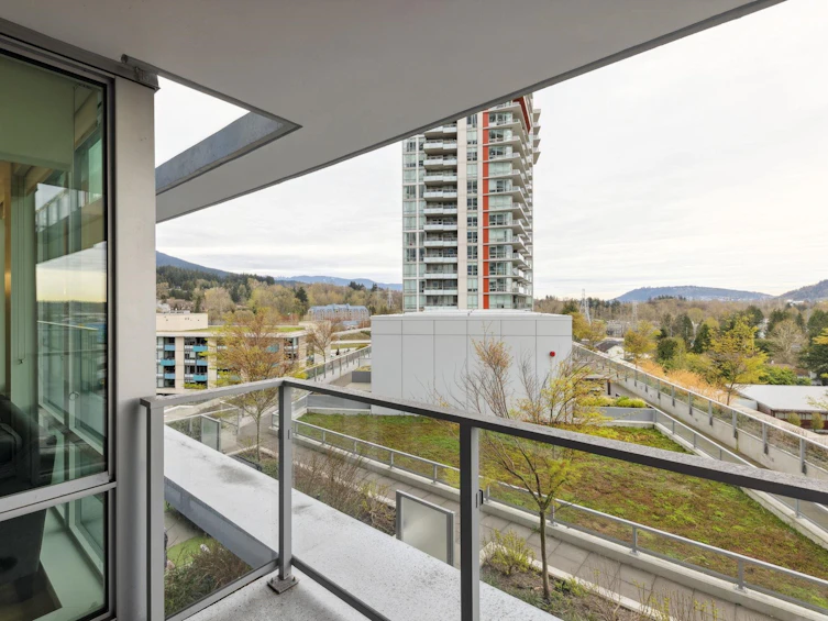 805-1500 Fern Street, North Vancouver, BC, V7J 0E6 - 9