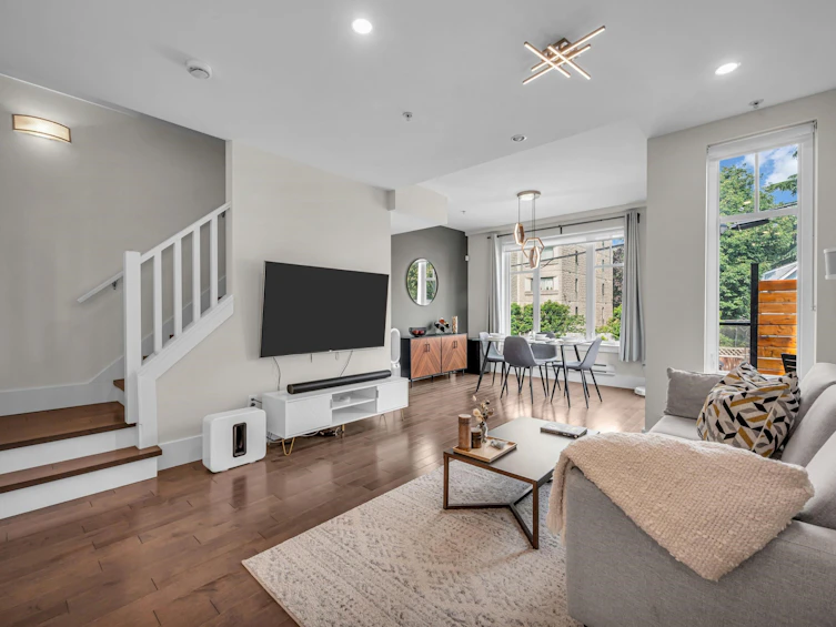333 E 7th Avenue, Vancouver, BC, V5T 1M9 - 8