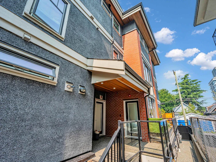 333 E 7th Avenue, Vancouver, BC, V5T 1M9 - 27