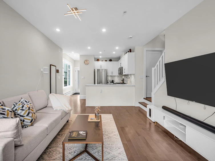 333 E 7th Avenue, Vancouver, BC, V5T 1M9 - 11