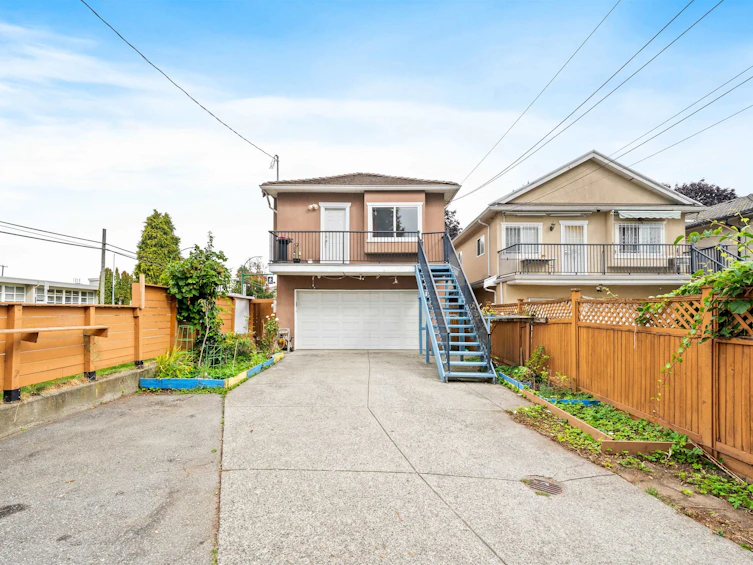 3806 Pine Street, Burnaby, BC, V5G 1Z2 - 25