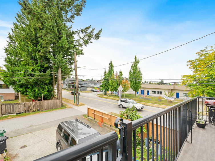 3806 Pine Street, Burnaby, BC, V5G 1Z2 - 24