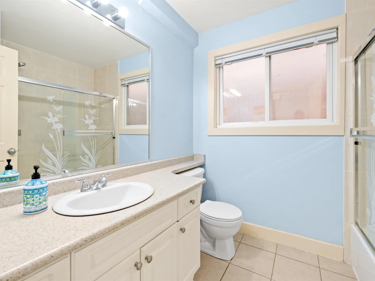 3806 Pine Street, Burnaby, BC, V5G 1Z2 - 22