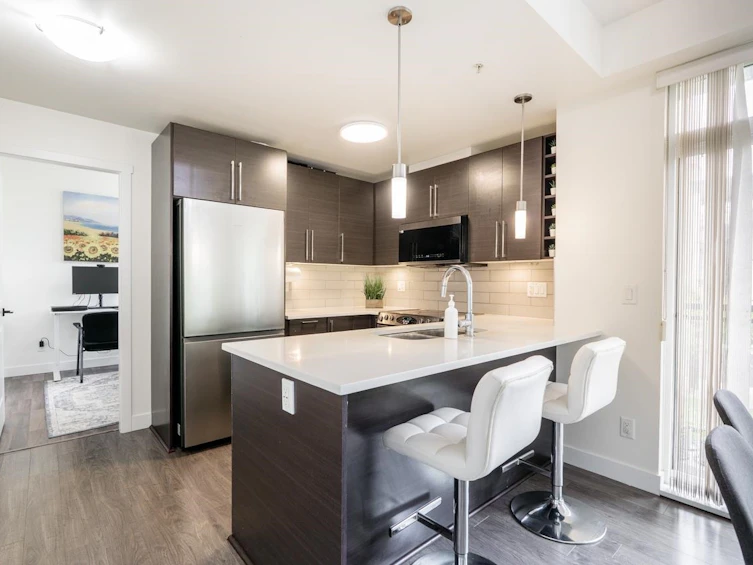 214-14358 60 Avenue, Surrey, BC, V3X 0G3 - 5