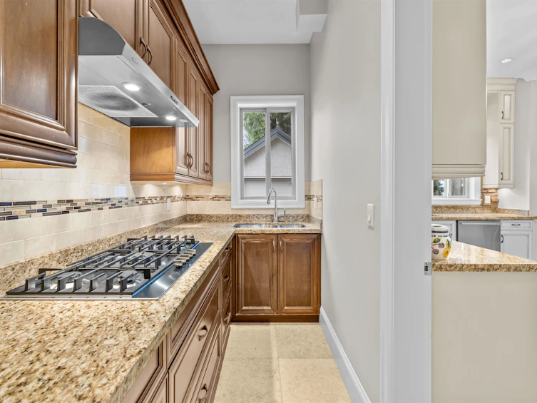 11248 156a Street, Surrey, BC, V4N 0Y1 - 11