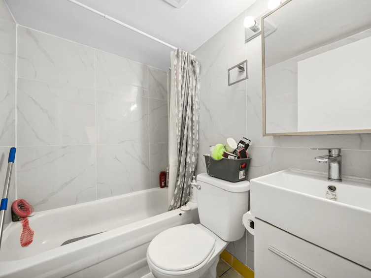 2316 Nanaimo Street, Vancouver, BC, V5N 5E3 - 17