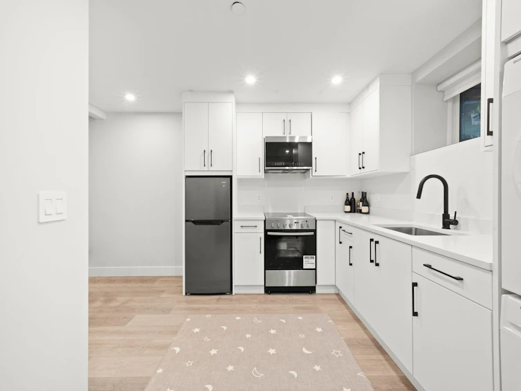 2815 W 19th Avenue, Vancouver, BC, V6L 1E4 - 18