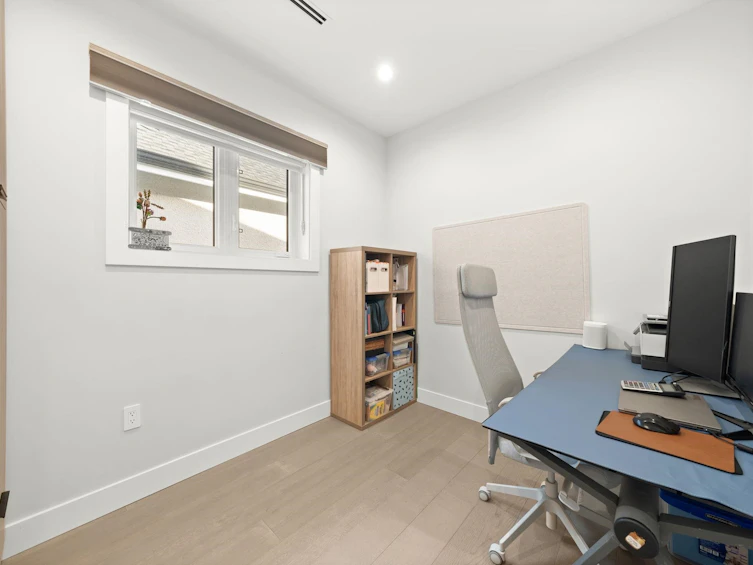 2815 W 19th Avenue, Vancouver, BC, V6L 1E4 - 15