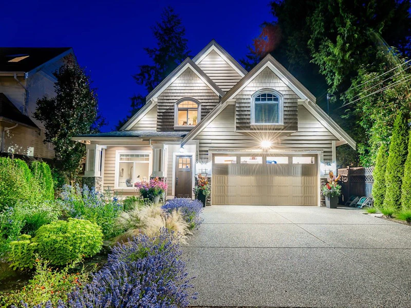 1425 129b Street, Surrey BC V4A 3Z4