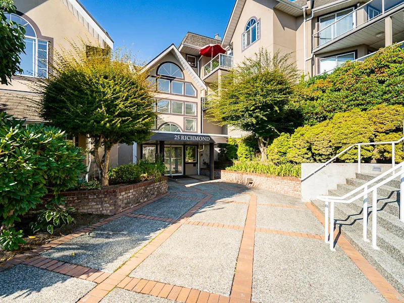 201 - 25 Richmond Street, New Westminster BC V3L 5P9