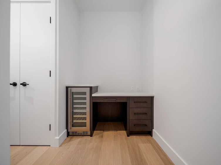 1138 E 26th Avenue, Vancouver, BC, V5V 2J7 - 16