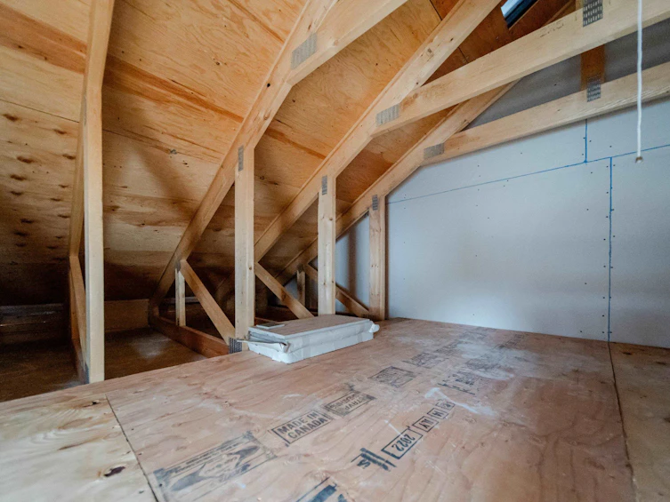 1138 E 26th Avenue, Vancouver, BC, V5V 2J7 - 38