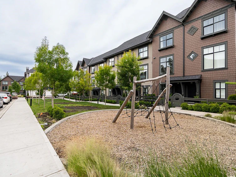 51-14151 58a Avenue, Surrey, BC, V3X 0L1 - 12